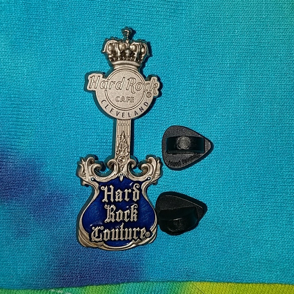 Hard Rock Cafe Couture Pin